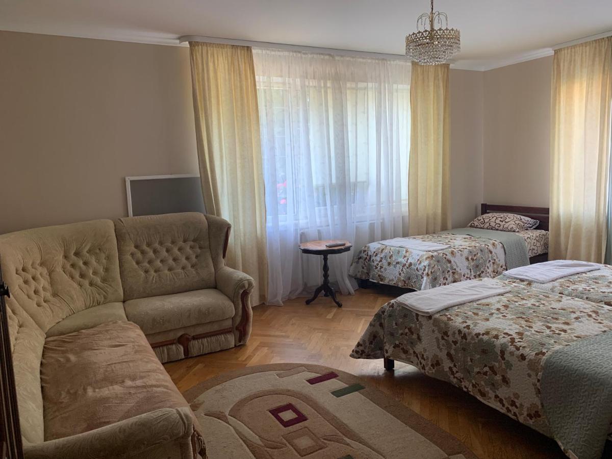 Villa Celebrity Kam'janec'-Podil's'kyj Esterno foto