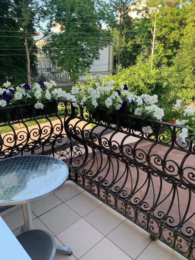 Villa Celebrity Kam'janec'-Podil's'kyj Esterno foto