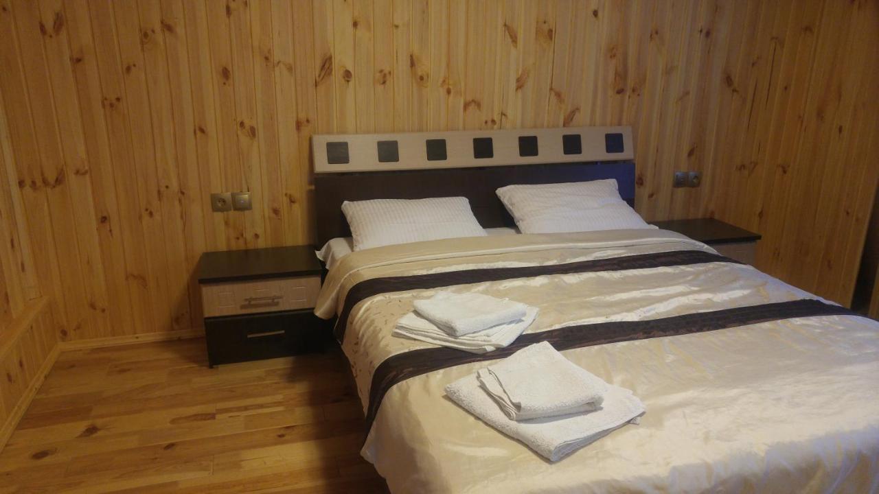 Villa Celebrity Kam'janec'-Podil's'kyj Esterno foto