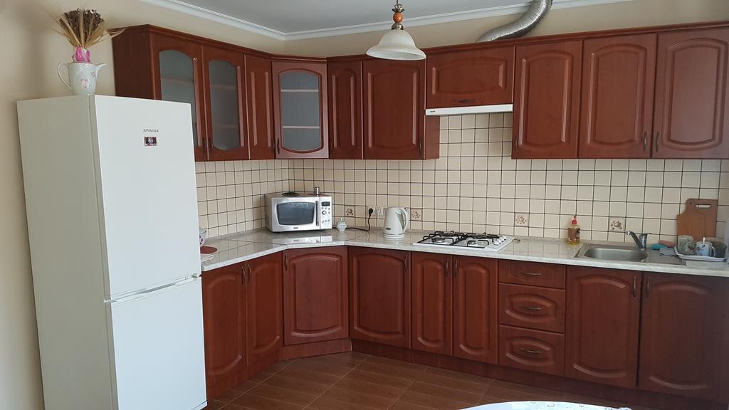Villa Celebrity Kam'janec'-Podil's'kyj Esterno foto